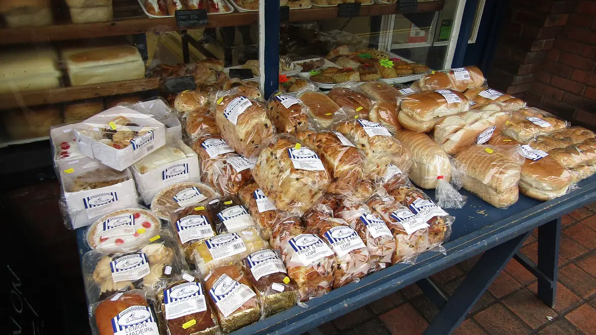 Sandford's Bakery – bakery in Great Torrington town centre
